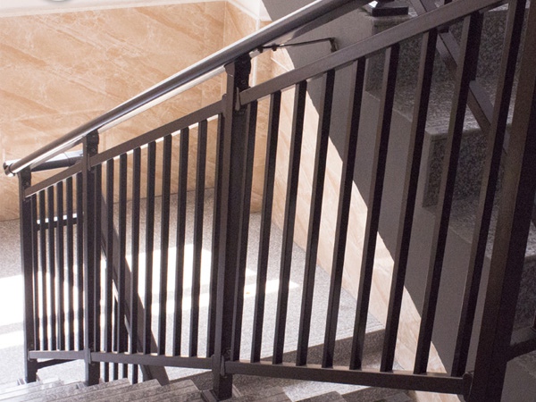 工廠樓梯護(hù)欄