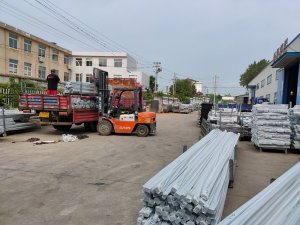 金用護欄2020年8月24日鋅鋼陽臺護欄發貨！