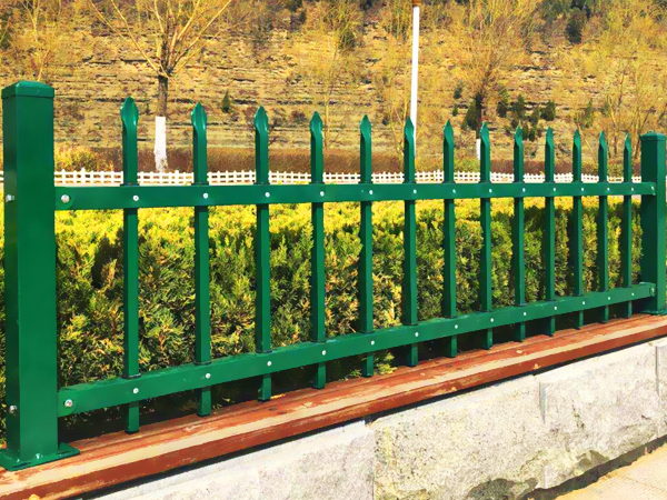 選擇鋅鋼柵欄廠家,這三點(diǎn)很重要! 選擇鋅鋼柵欄廠家,這三點(diǎn)很重要!