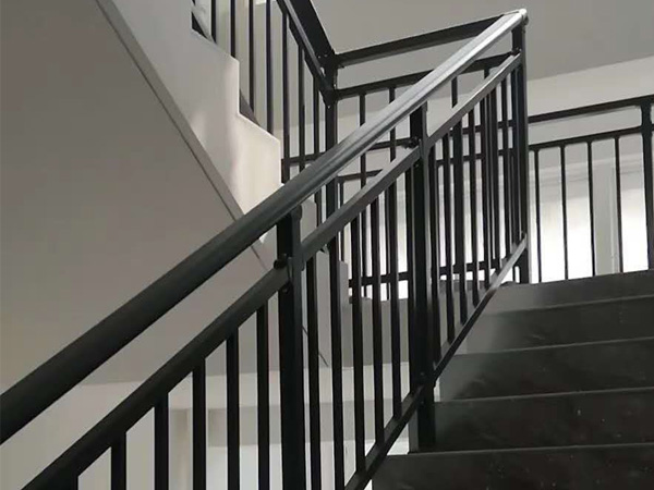 怎么在網(wǎng)上定制樓梯扶手?方法在這里! 怎么在網(wǎng)上定制樓梯扶手?方法在這里!