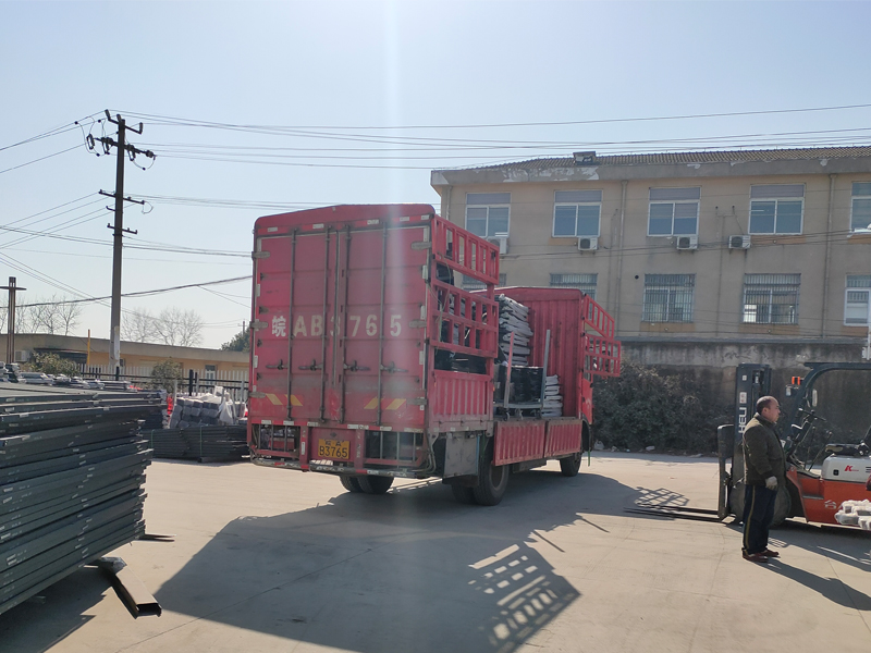 金用護(hù)欄2021年1月19日鋅鋼飄窗護(hù)欄發(fā)貨！