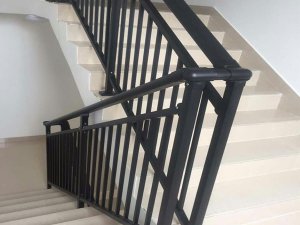 樓梯扶手如何選？