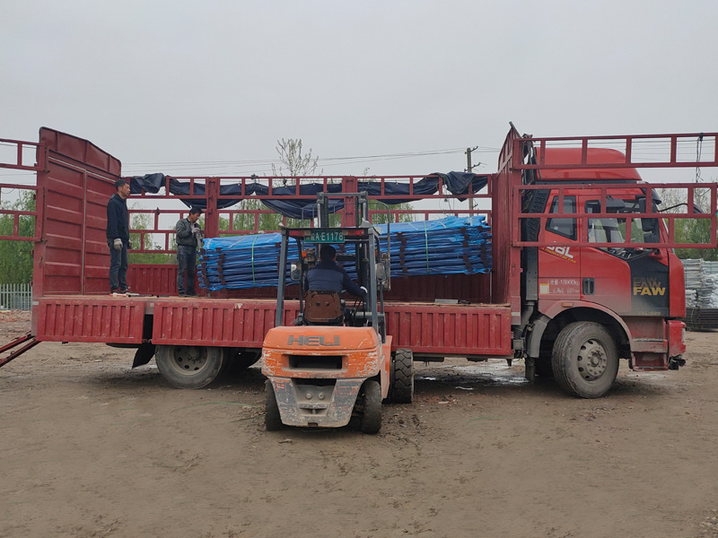 金用護欄2021年3月31日鋅鋼連廊欄桿發貨！