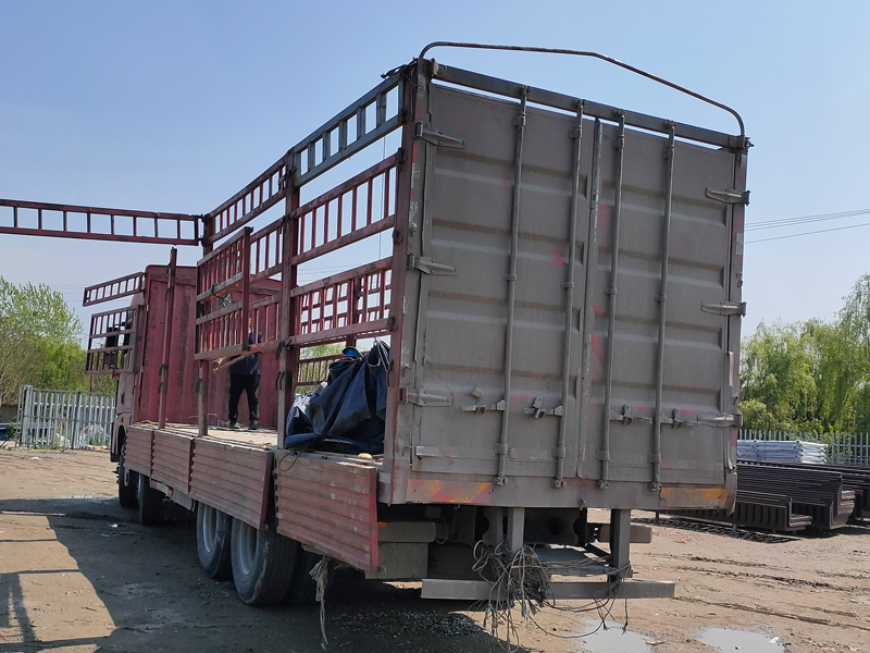 金用護欄2021年4月8日鋅鋼窗戶護欄發貨! 金用護欄2021年4月8日鋅鋼窗戶護欄發貨!