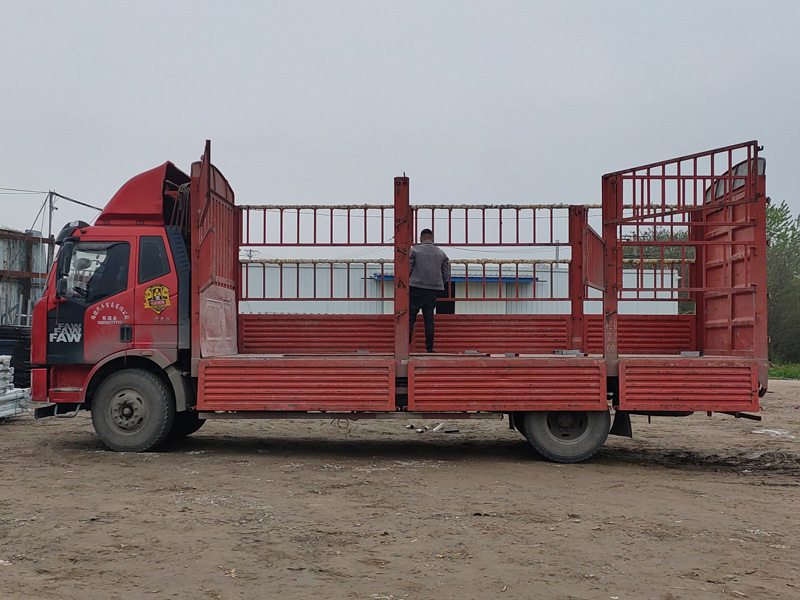 金用護欄2021年4月12日鋅鋼連廊欄桿發(fā)貨！