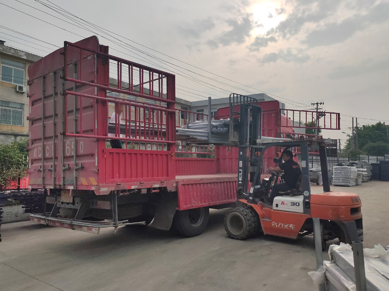 金用護(hù)欄2021年5月20日鋅鋼陽臺(tái)護(hù)欄發(fā)貨! 金用護(hù)欄2021年5月20日鋅鋼陽臺(tái)護(hù)欄發(fā)貨!