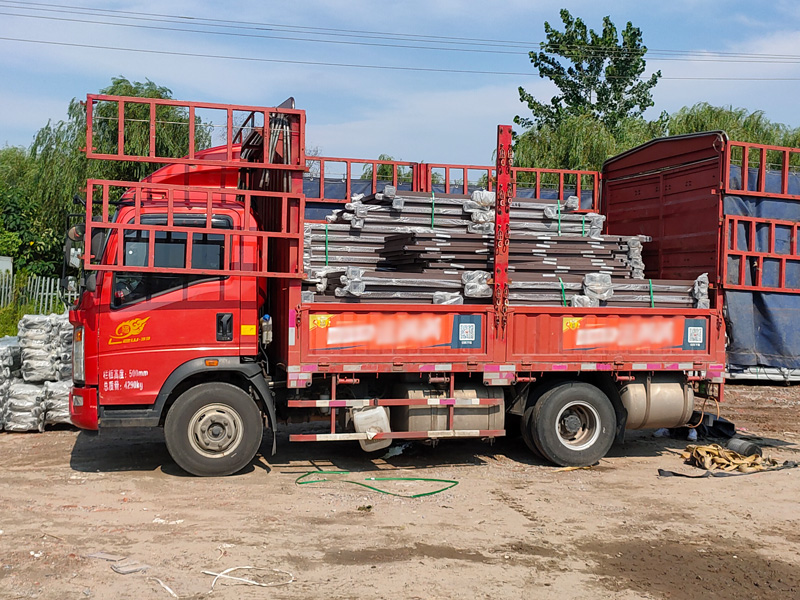 金用護欄2021年7月9日鋅鋼陽臺護欄發貨！