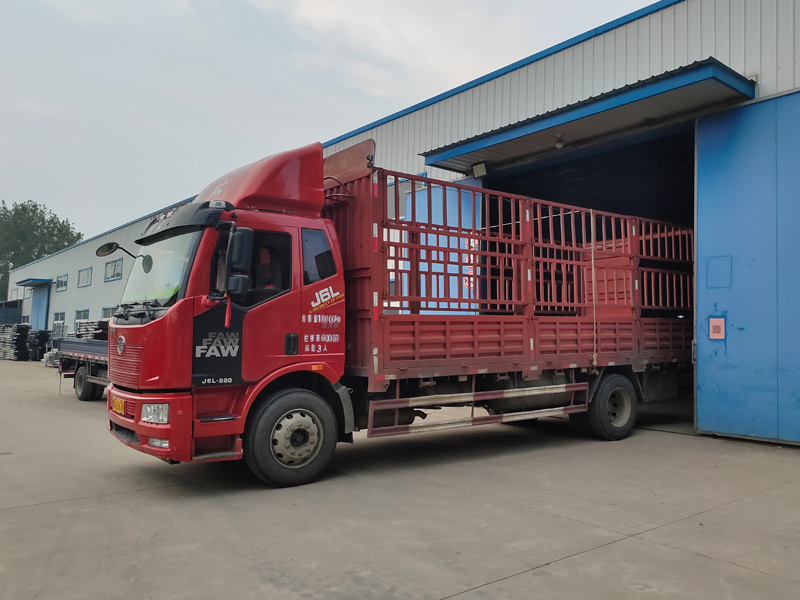 金用護欄2021年9月1日鋅鋼百葉窗發貨！