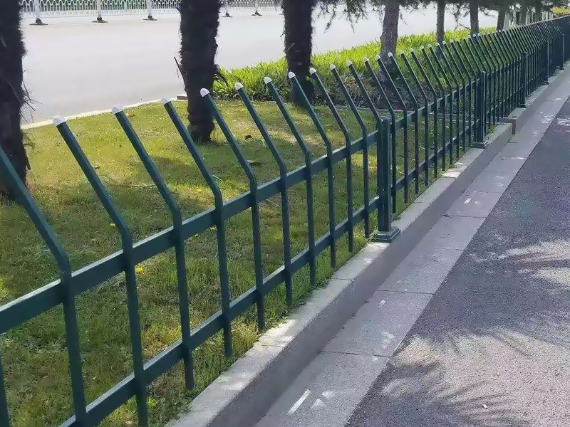 綠化護欄尺寸規(guī)格