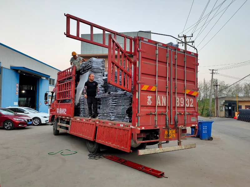 金用護欄2021年9月22日鋅鋼護窗欄桿發(fā)貨! 金用護欄2021年9月22日鋅鋼護窗欄桿發(fā)貨!