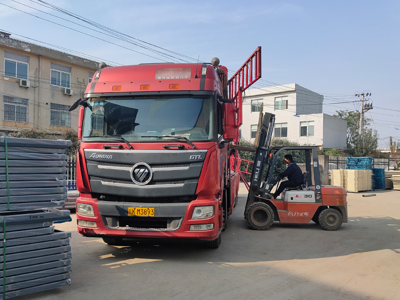 金用護欄2021年11月26日鋅鋼陽臺護欄發貨！