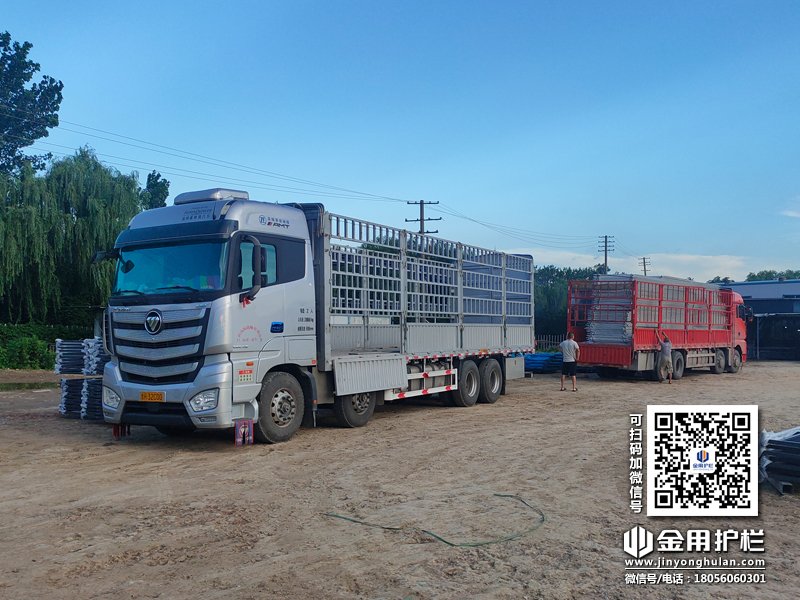 2023年7月29日鋅鋼圍墻護欄裝車發(fā)貨！