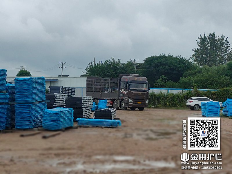 2023年9月13日鋅鋼陽臺護(hù)欄裝車發(fā)貨! 2023年9月13日鋅鋼陽臺護(hù)欄裝車發(fā)貨!