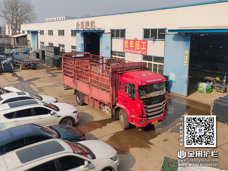 2023年12月20日鋅鋼百葉窗裝車(chē)發(fā)貨! 2023年12月20日鋅鋼百葉窗裝車(chē)發(fā)貨!