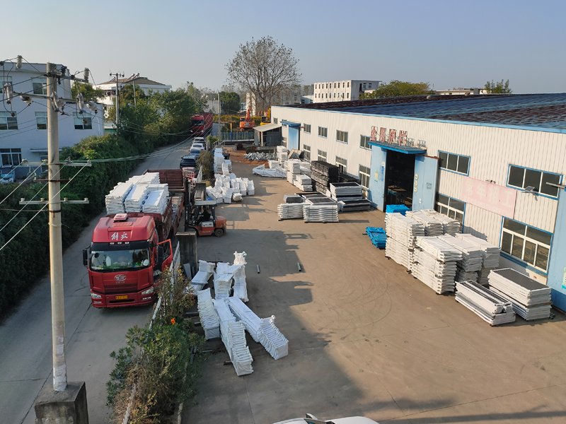 2024年11月4日鋅鋼飄窗欄桿裝車發貨! 2024年11月4日鋅鋼飄窗欄桿裝車發貨!