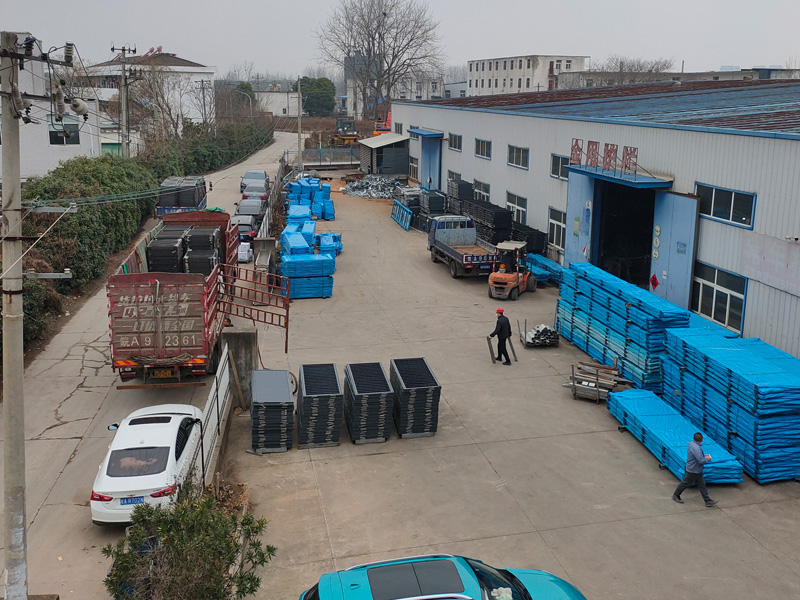 2025年3月5日鋅鋼飄窗欄桿裝車發貨！