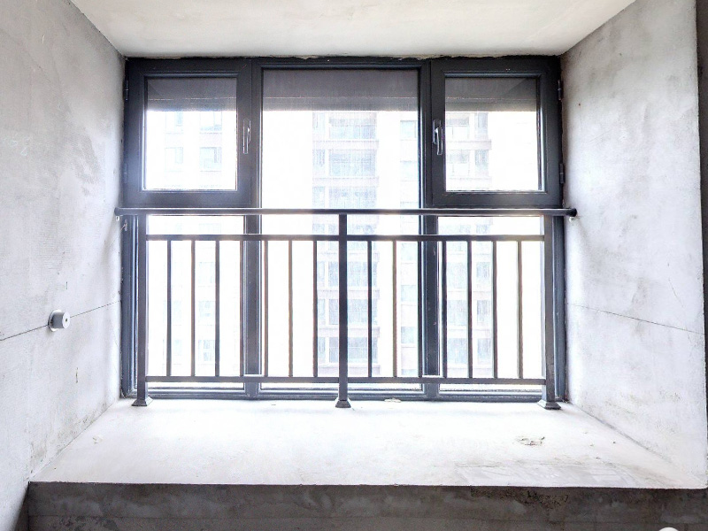 護窗欄桿多少錢一米? 護窗欄桿多少錢一米?