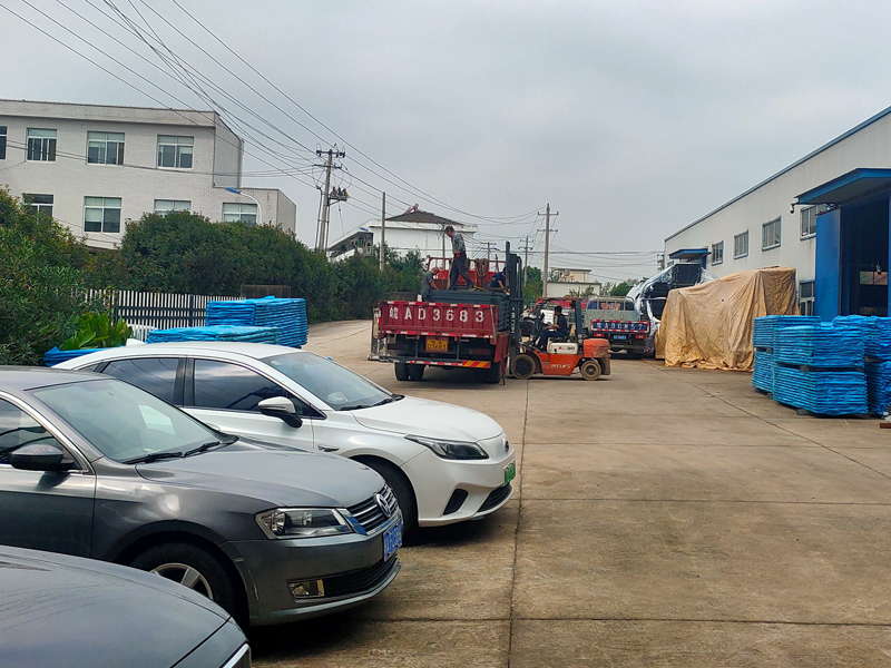 2025年10月19日鋅鋼圍墻護(hù)欄裝車(chē)發(fā)貨！